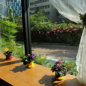 Ehwa In Myeongdong Guest house